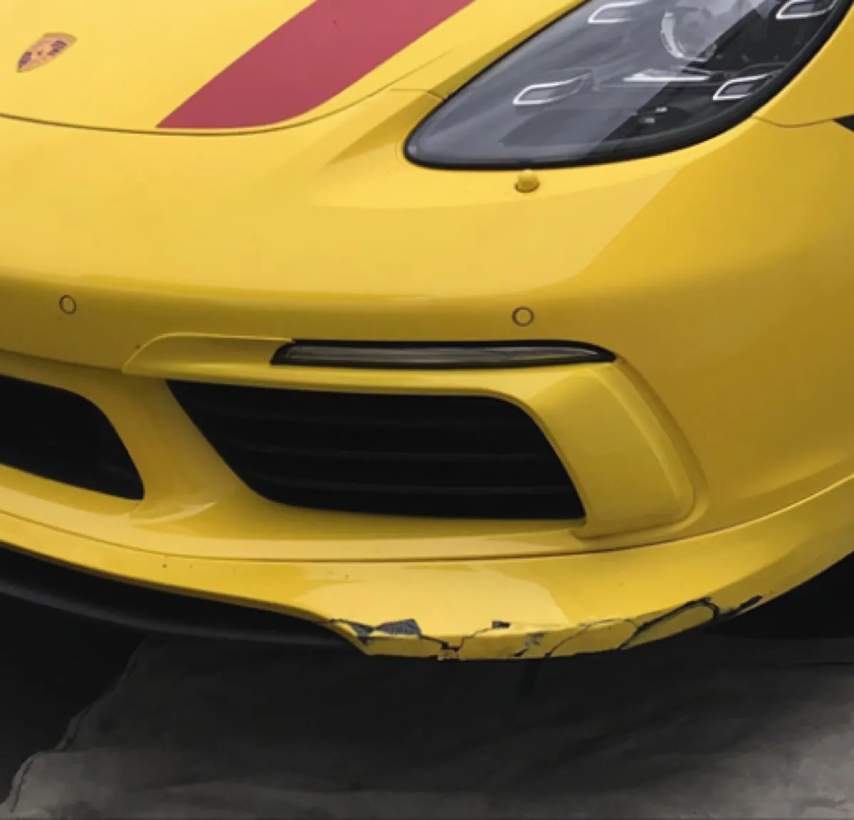 Cracked Bumper before, Orange County mobile bumper repair